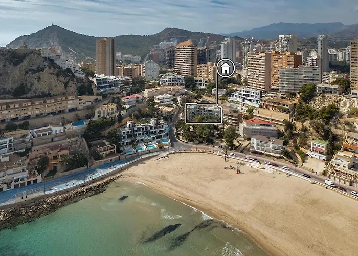 Benidorm Poniente Apartment On The Beach For 6